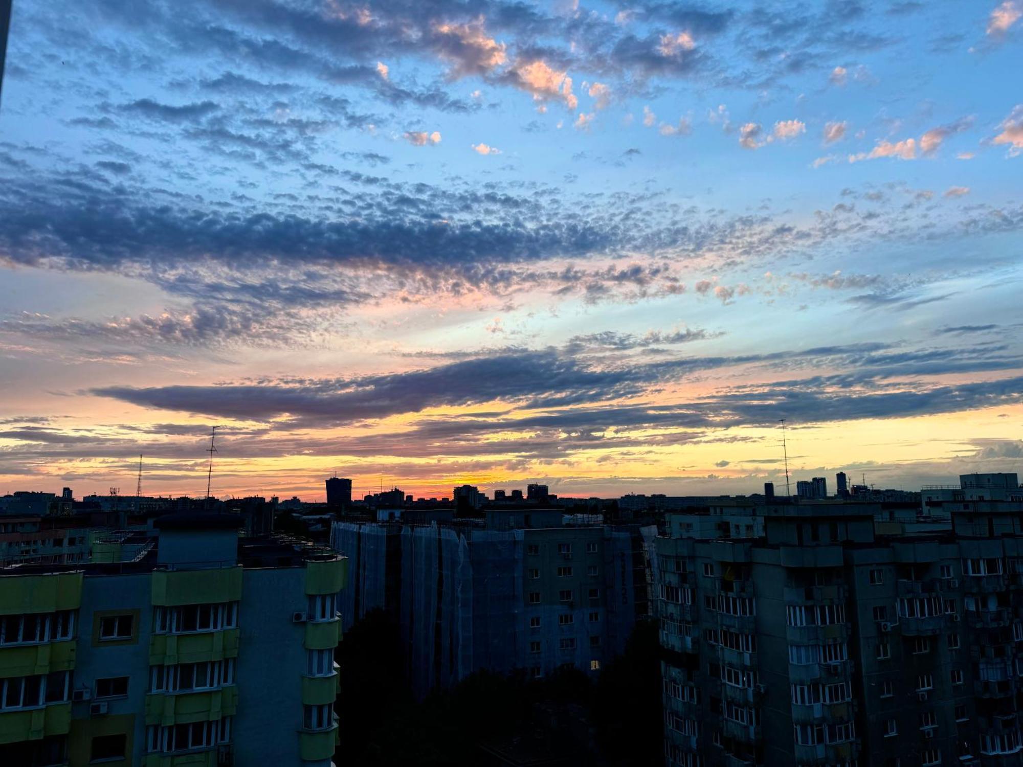 Unde * Bucharest